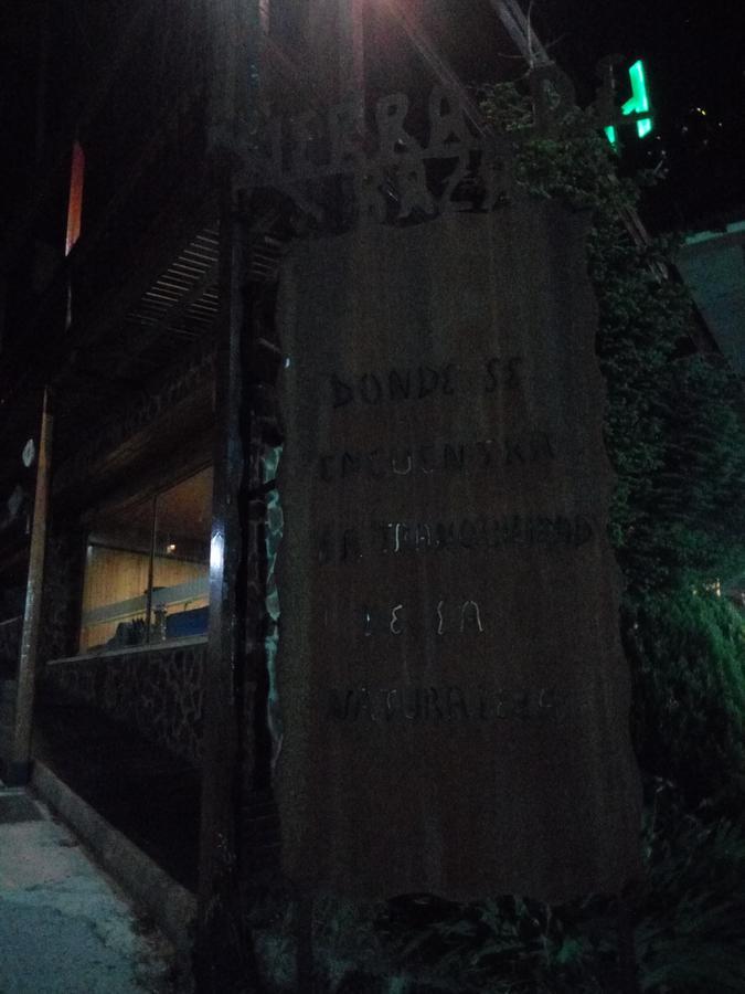 Hostal Sierra De באזה מראה חיצוני תמונה
