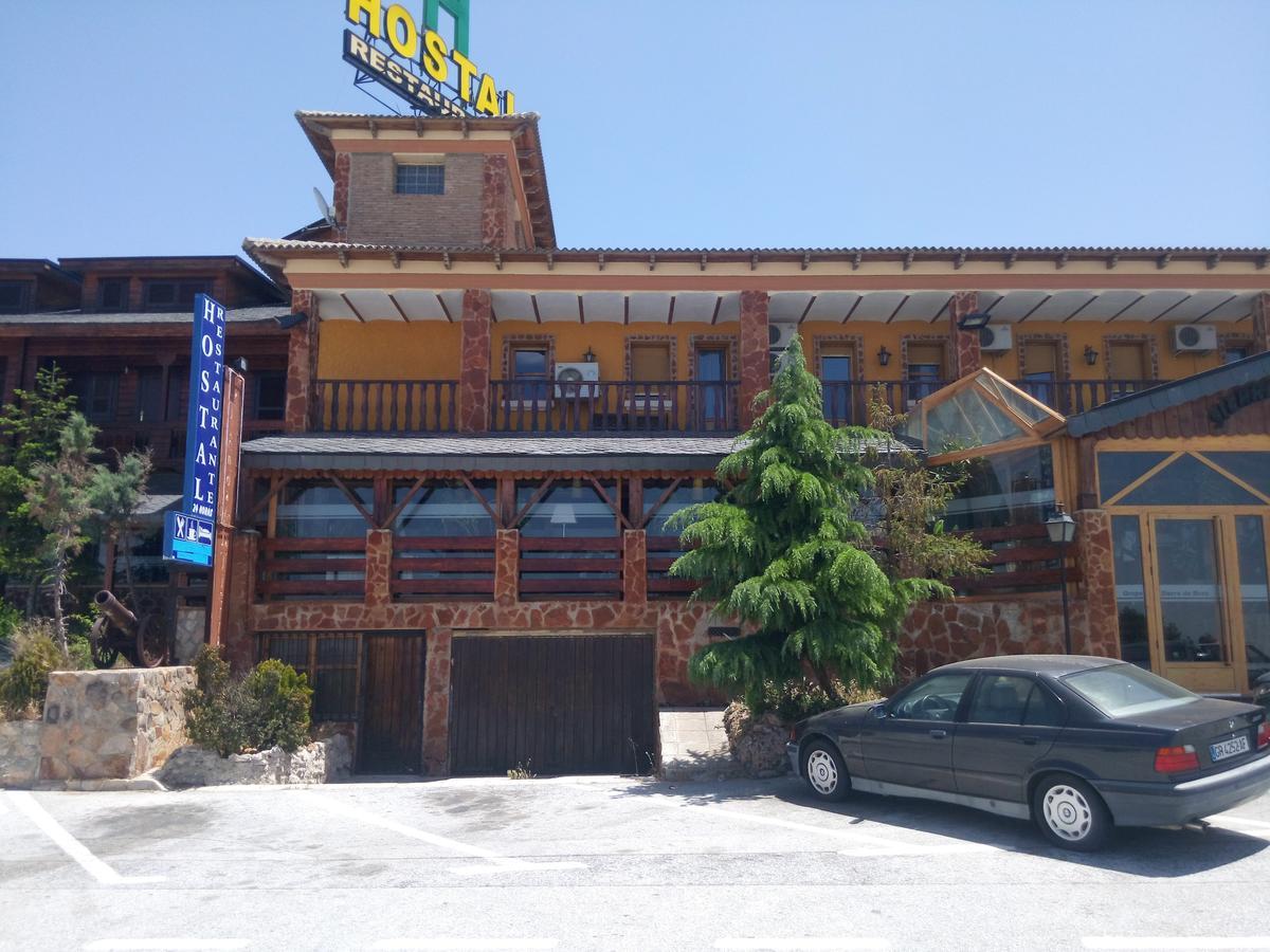 Hostal Sierra De באזה מראה חיצוני תמונה