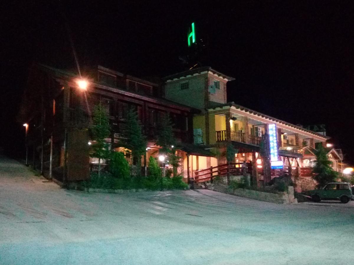 Hostal Sierra De באזה מראה חיצוני תמונה
