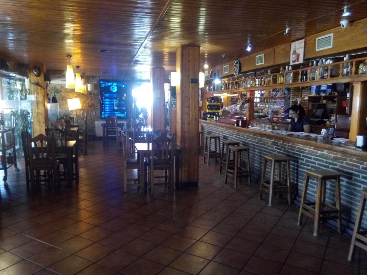 Hostal Sierra De באזה מראה חיצוני תמונה